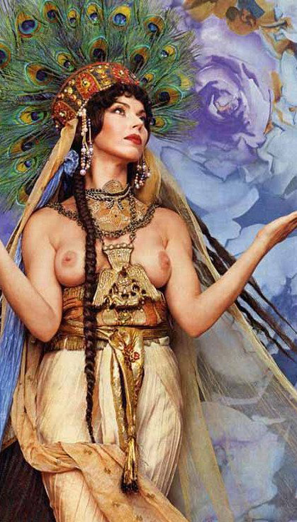 Lada Dens nude. Photo - 6