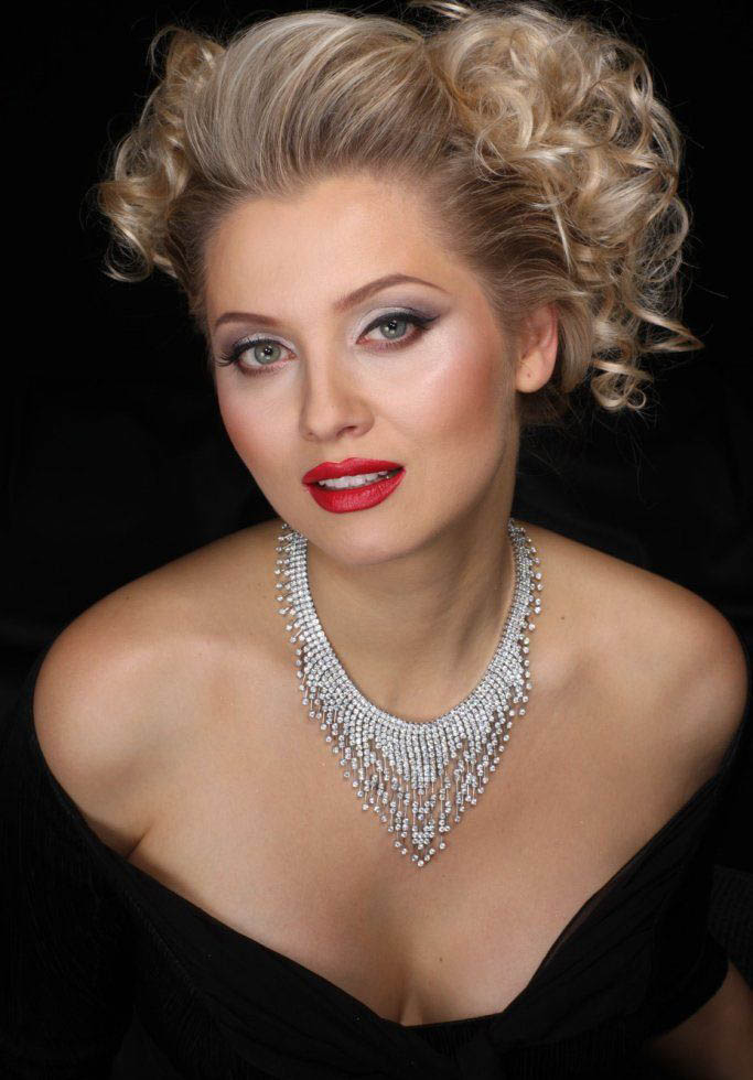 Lena Lenina nude. Photo - 3