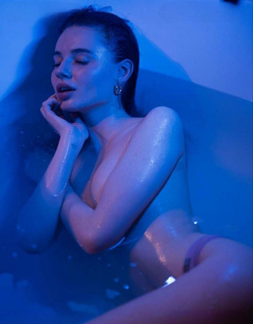 Liza Vasilenko nude. Photo - 28