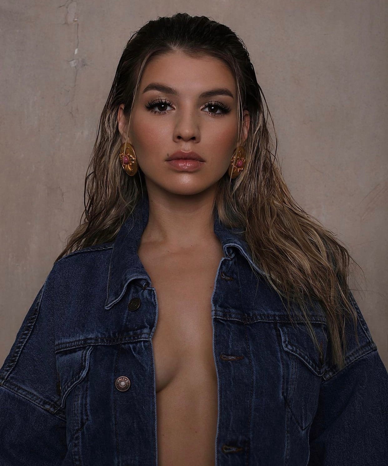 Lyusya Chebotina nude. Photo - 16