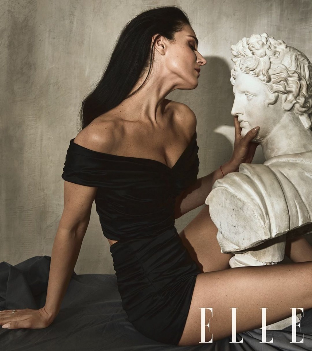 Masha Efrosinina nude. Photo - 5