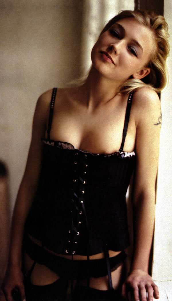 Oksana Akinshina nude. Photo - 2