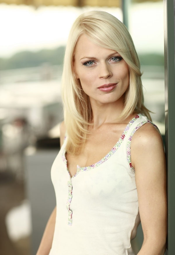 Olga Freymut nude. Photo - 1