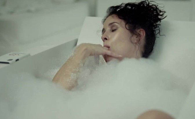 Olga Sutulova nude. Photo - 15