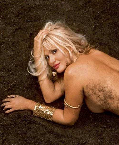 Viktoria Lopyreva nude. Photo - 10