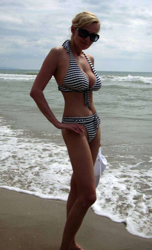 Yana Rudkovskaya nude. Photo - 11