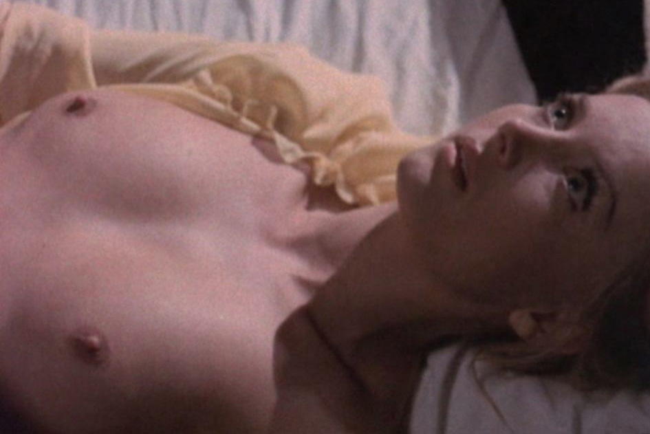 Barbara Bouchet nude. Photo - 88