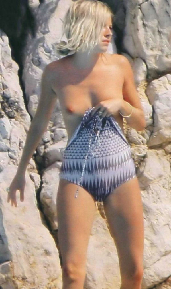 Sienna Miller nude. Photo - 14