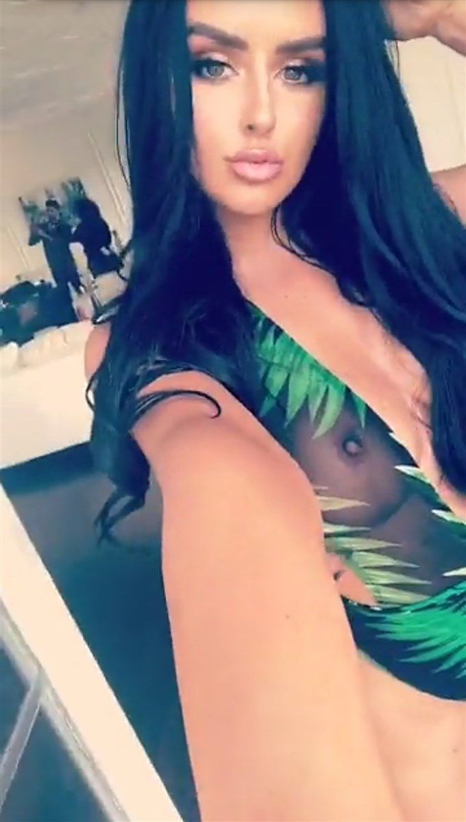 Abigail Ratchford nude. Photo - 10