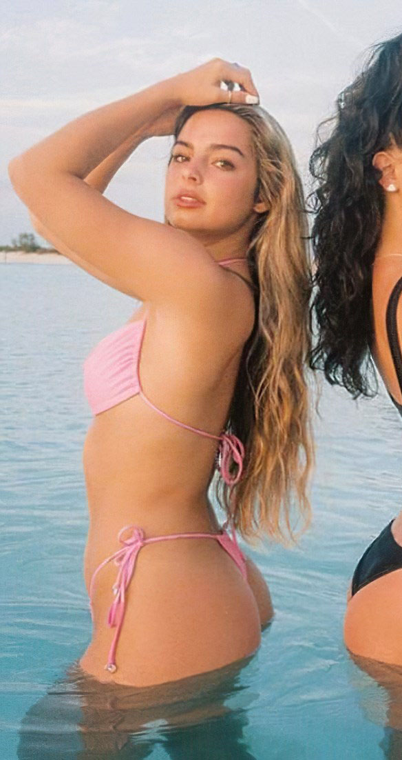 Addison Rae nude. Photo - 21