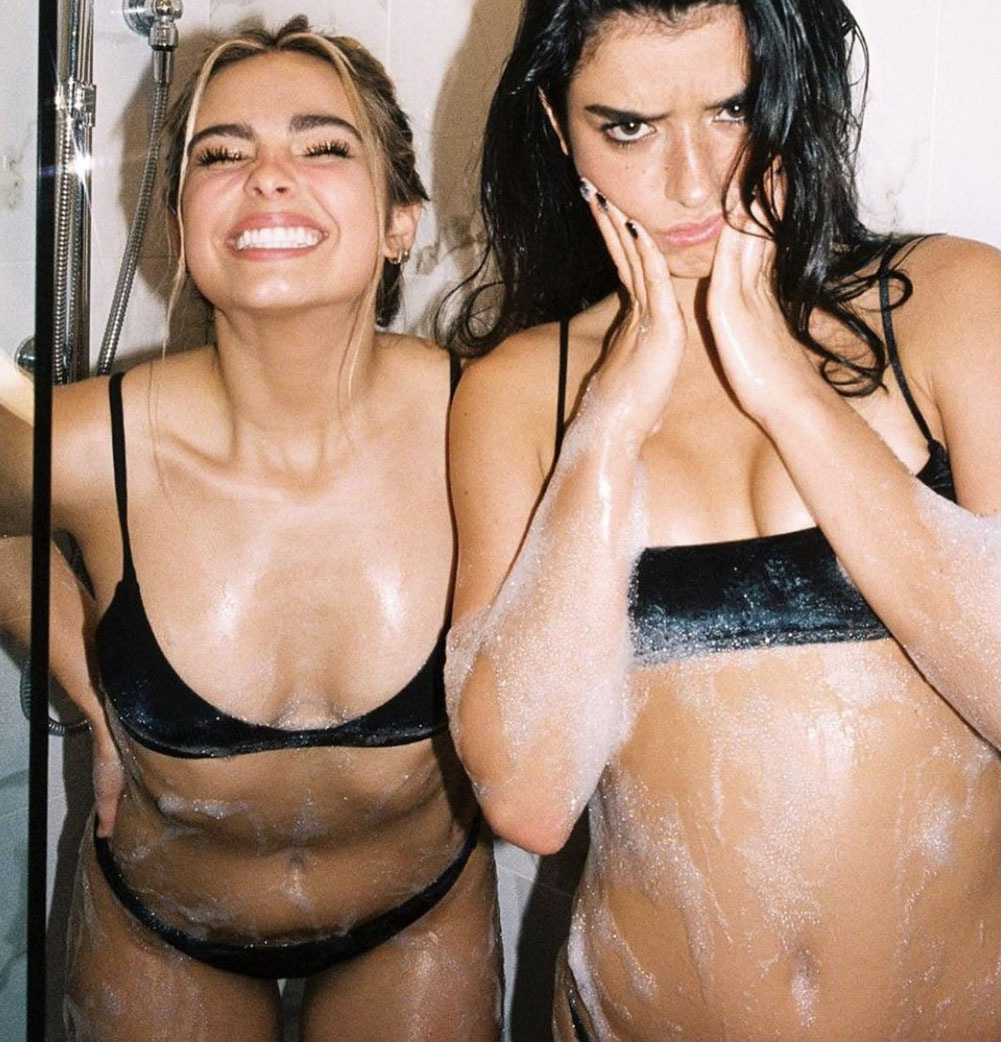 Addison Rae nude. Photo - 25