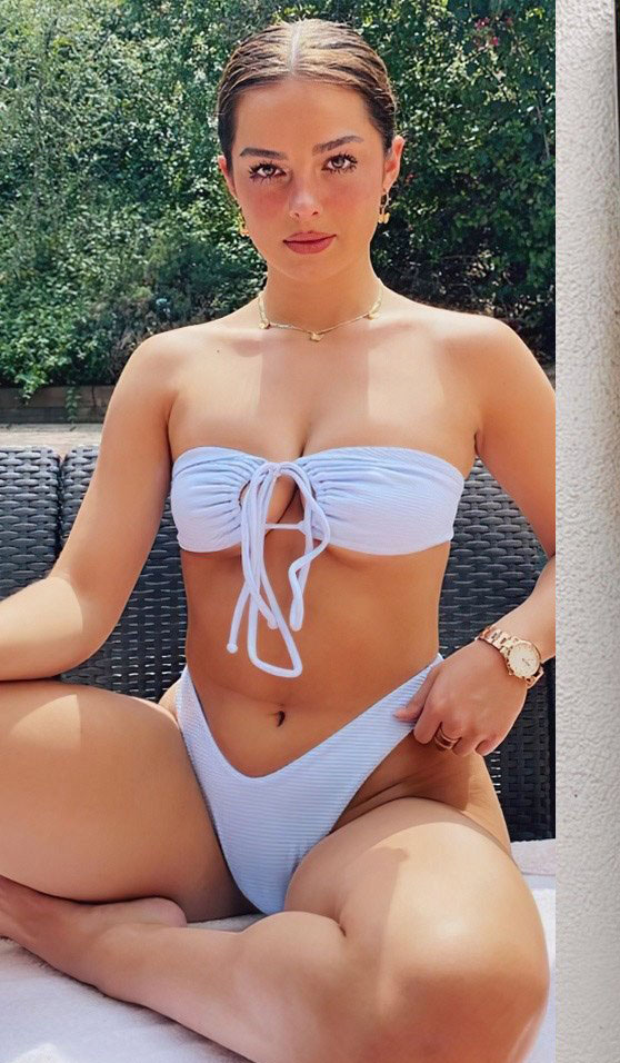 Addison Rae nude. Photo - 7