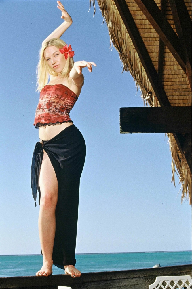 Adrienne Frantz nude. Photo - 10