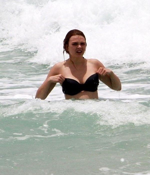 Aimee Teegarden nude. Photo - 3