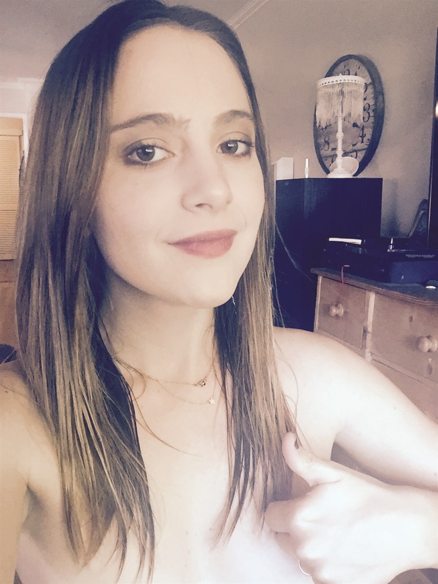 Alexa Nikolas nude. Photo - 12