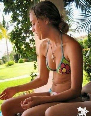 Alexa Vega nude. Photo - 7