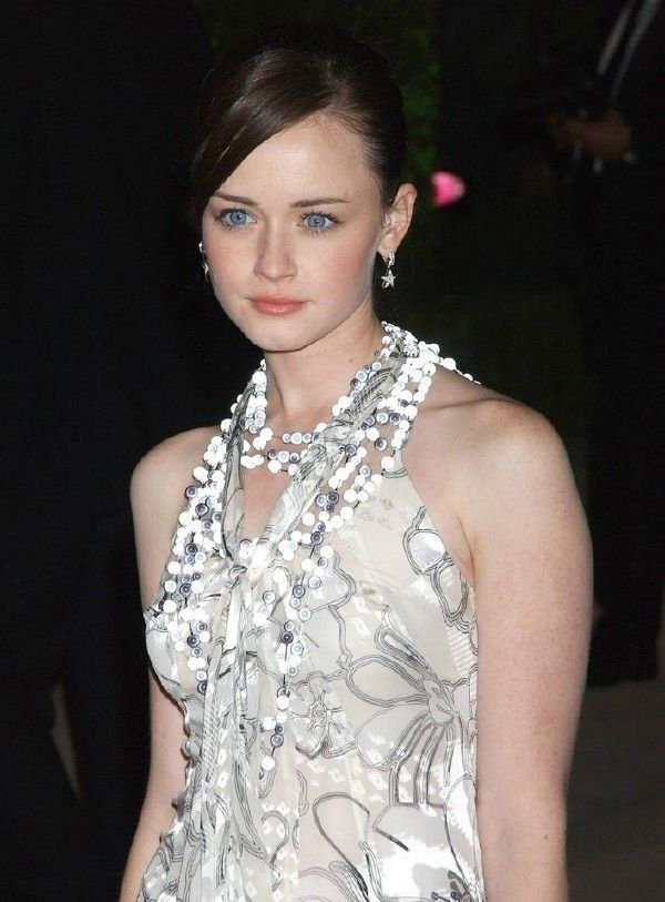 Alexis Bledel nude. Photo - 35