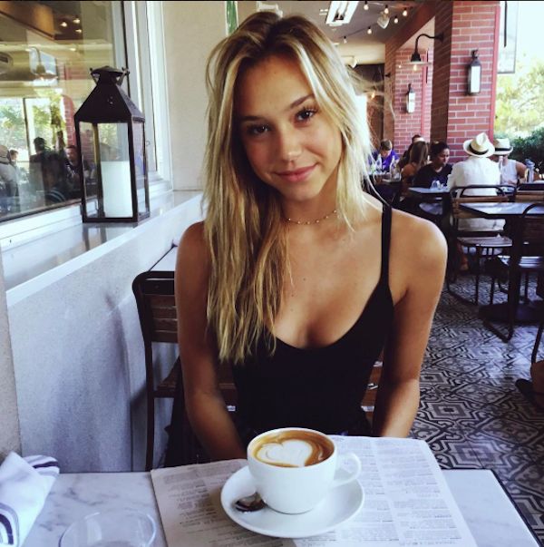 Alexis Ren nude. Photo - 114