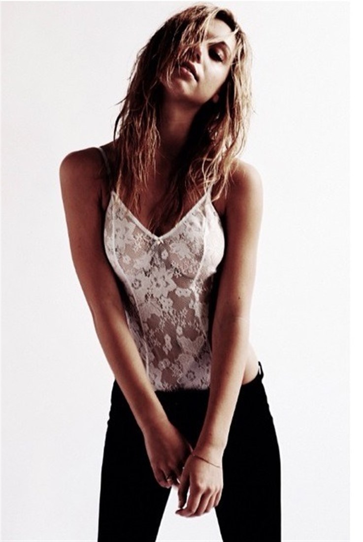 Alexis Ren nude. Photo - 82