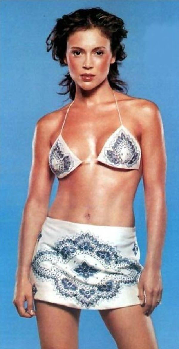 Alyssa Milano nude. Photo - 46