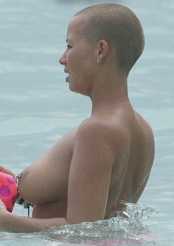 Amber Rose nude. Photo - 6