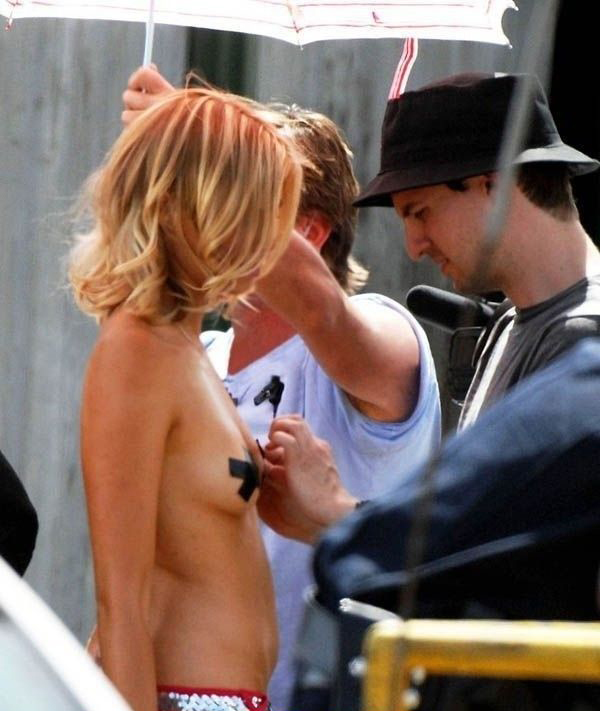 Amy Smart nude. Photo - 2