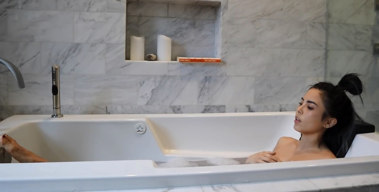 Anna Akana nude. Photo - 37