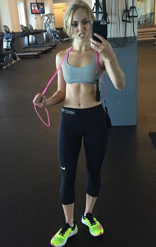 AnnaSophia Robb nude. Photo - 22