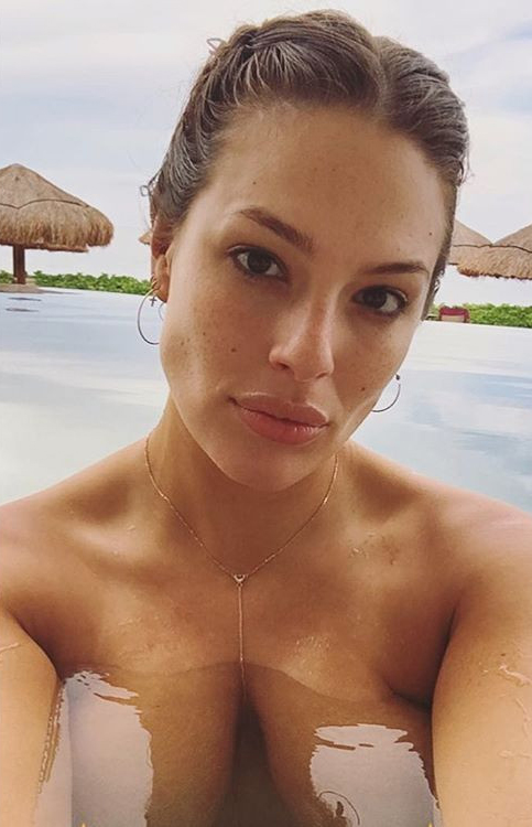 Ashley Graham nude. Photo - 120