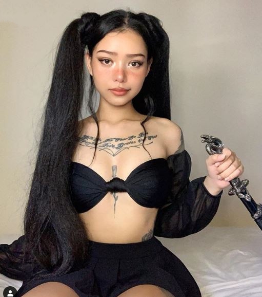 Bella Poarch nude. Photo - 23