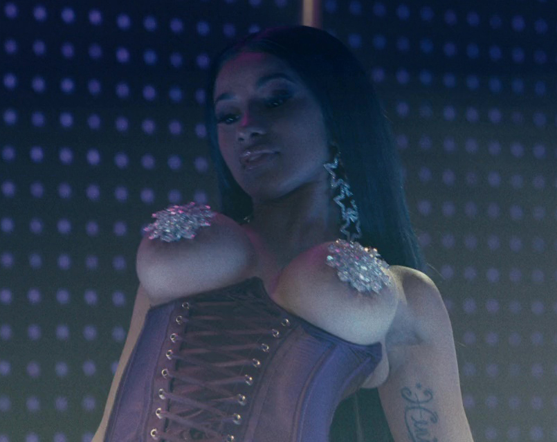 Cardi B nude. Photo - 12