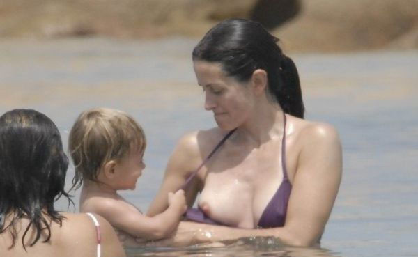 Courteney Cox nude. Photo - 4