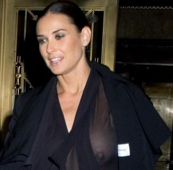 Demi Moore nude. Photo - 26