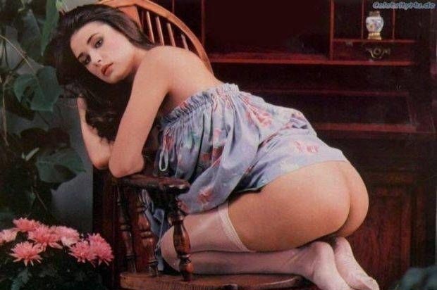 Demi Moore nude. Photo - 9