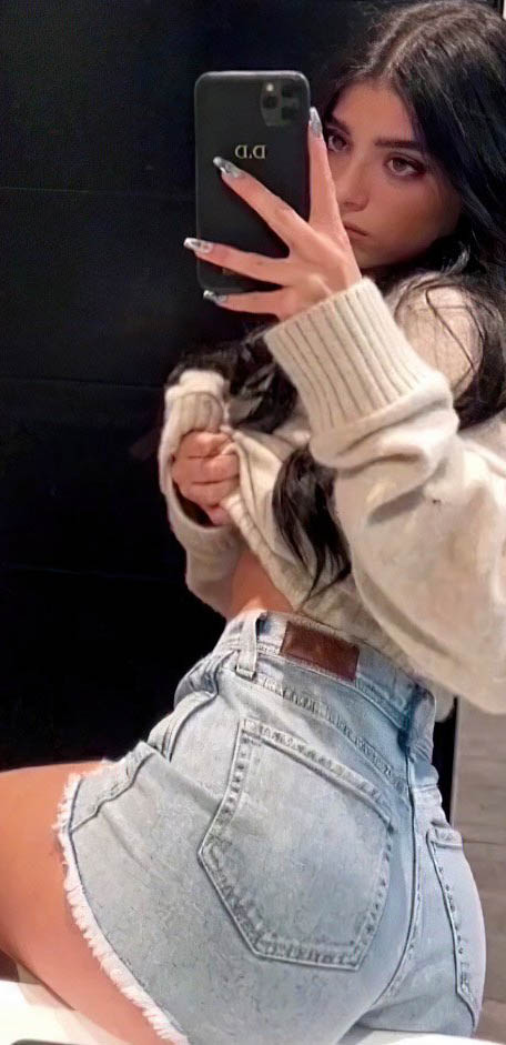 Dixie D'amelio nude. Photo - 84