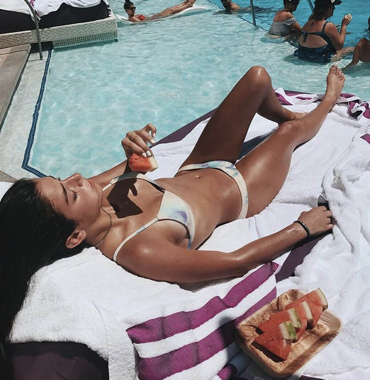 Dixie D'amelio nude. Photo - 87