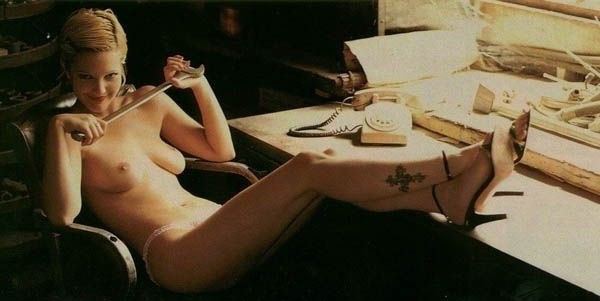 Drew Barrymore nude. Photo - 28