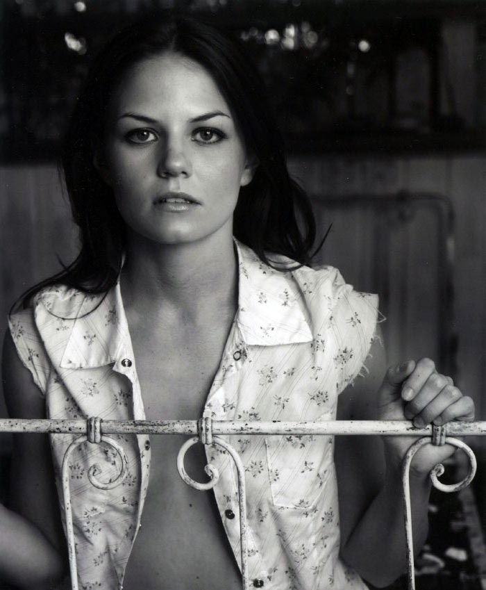 Jennifer Morrison nude. Photo - 7