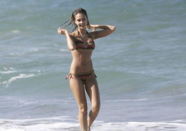 Jessica Alba nude. Photo - 72