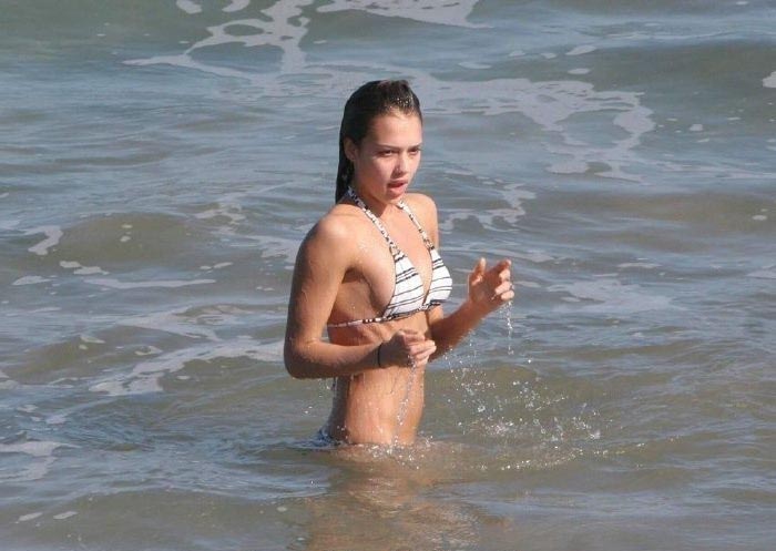 Jessica Alba nude. Photo - 75