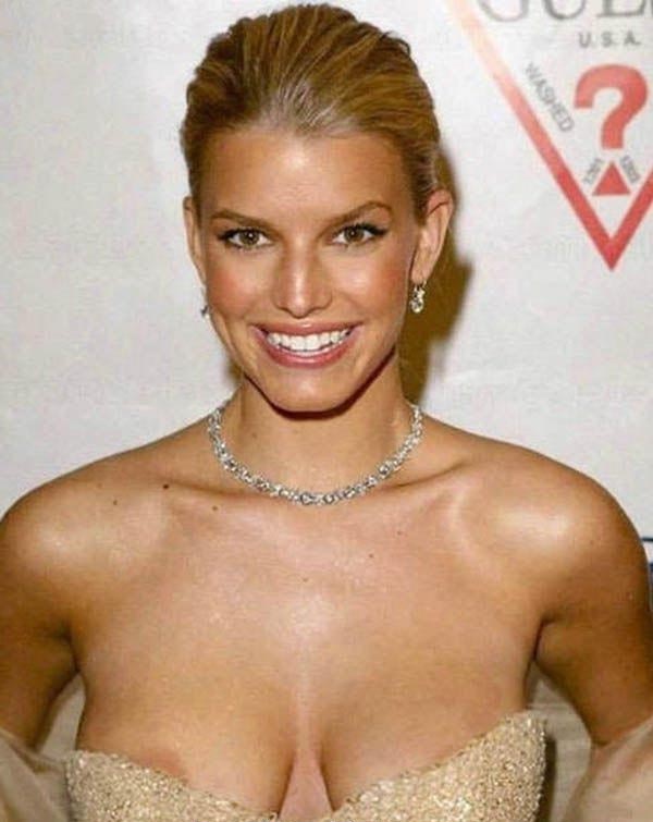 Jessica Simpson nude. Photo - 7