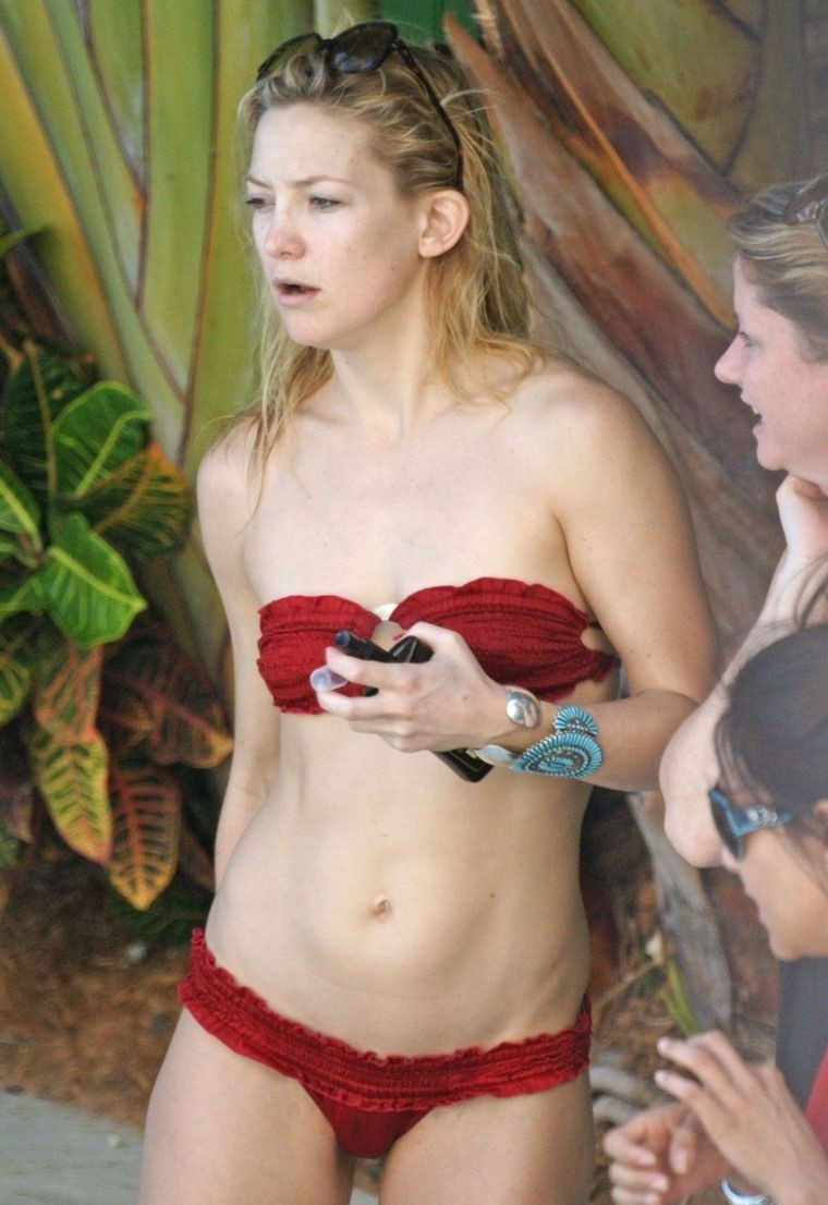 Kate Hudson nude. Photo - 28