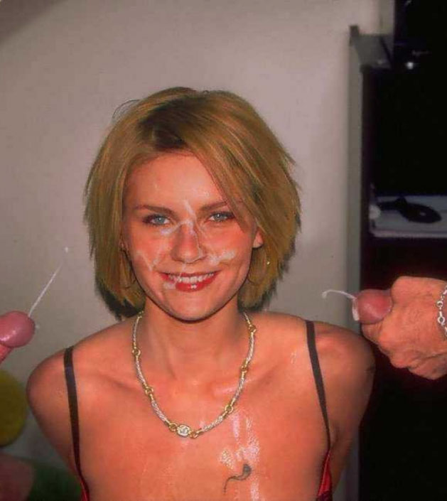 Kirsten Dunst nude. Photo - 302