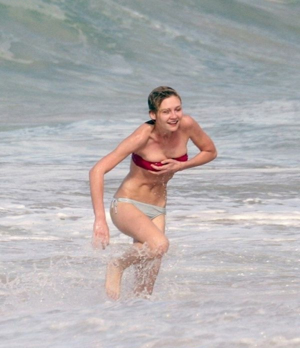 Kirsten Dunst nude. Photo - 4