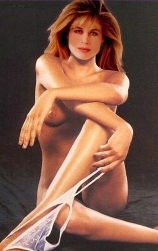 Linda Hamilton nude. Photo - 13