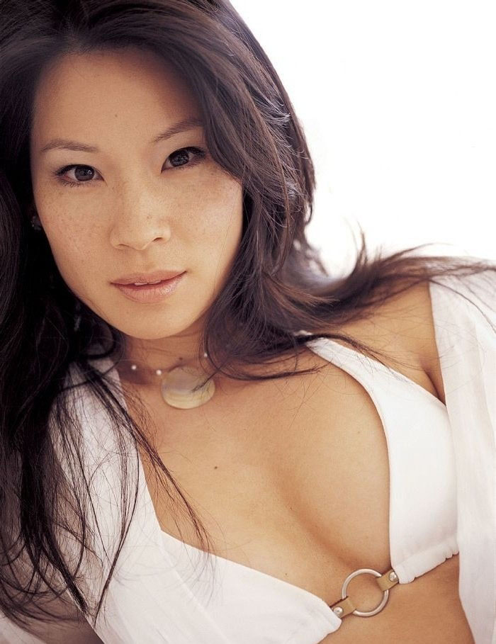Lucy Liu nude. Photo - 1