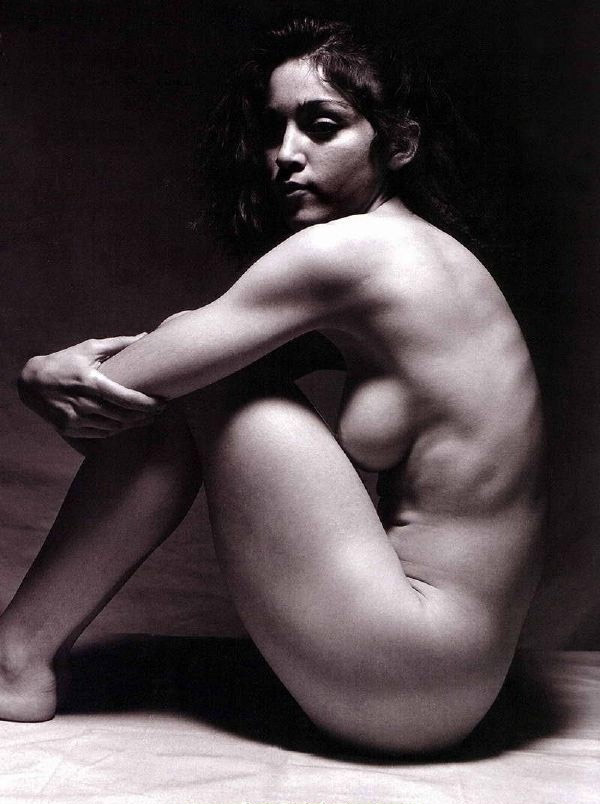 Madonna nude. Photo - 25