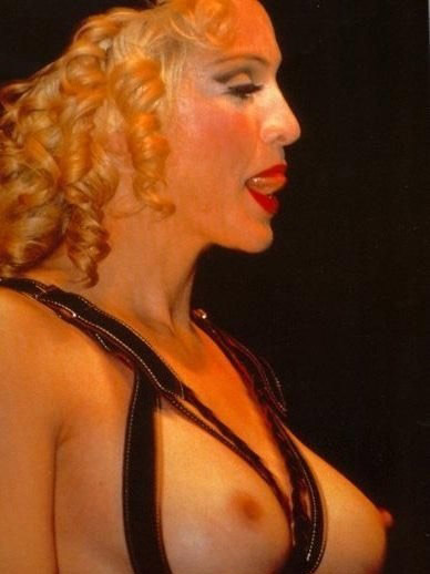 Madonna nude. Photo - 6