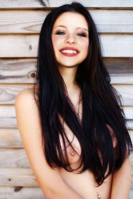 Michelle Trachtenberg nude. Photo - 207