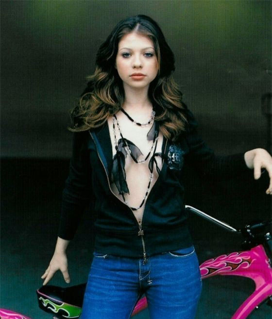 Michelle Trachtenberg nude. Photo - 4